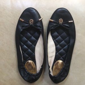 Micheal Kors Scrunch Ballet Flats